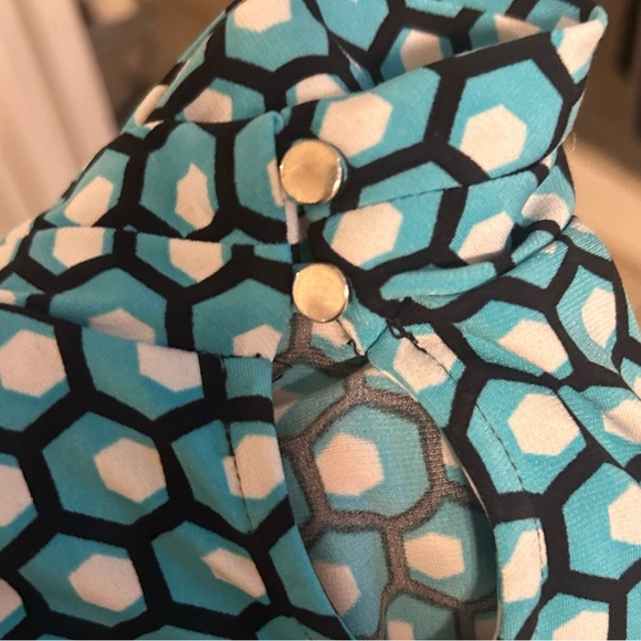 Worthington Turquoise Black Stretch Blouse Women’s Size Medium Short sleeve top - Picture 7 of 9